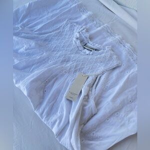 White crisp Sleeveless Nightgown 100%Cotton